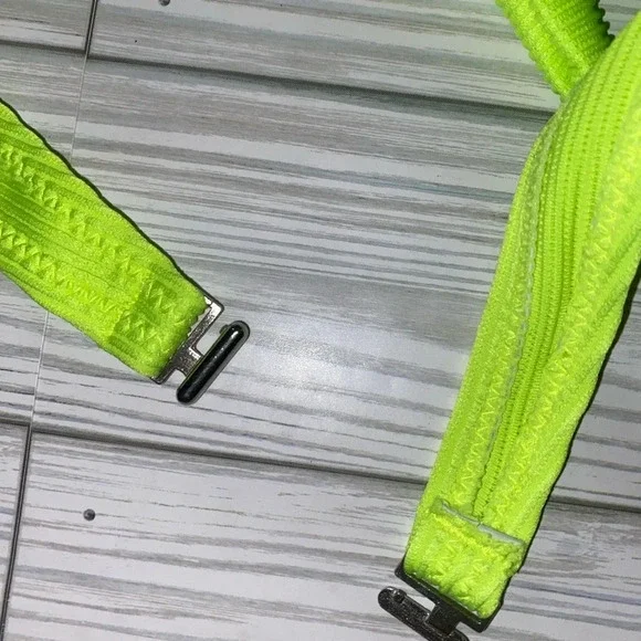 Fashion Nova 2pc bikini - Picture 3 of 6